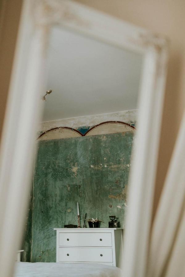 Apartamenti Nr. 33 タルシ エクステリア 写真